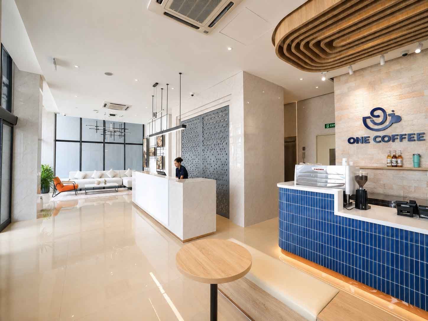 Lobby & Public Area